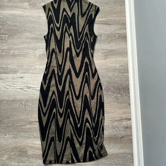 Women’s Black and Gold Zip Up Dress Size Small - Picture 3 of 5
